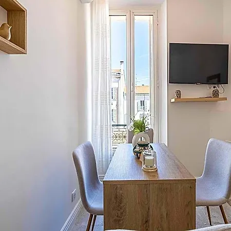 Hotel With Ac - 1bd4p - Heart Of