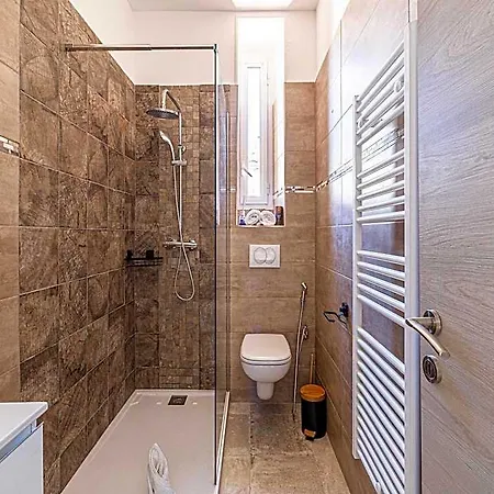 With Ac - 1bd4p - Heart Of Hotel Cannes